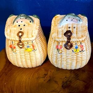 Vintage Giftcraft Japanese Fishing Creel Basket Salt and Pepper Shakers